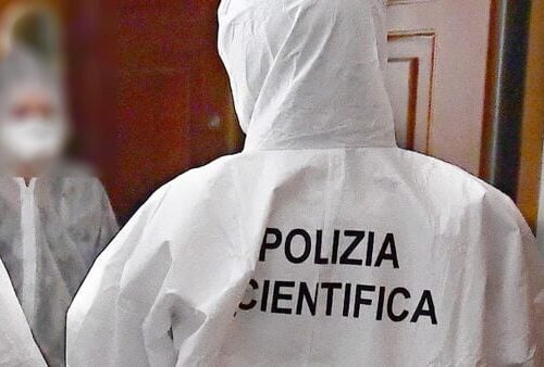Omicidio Vicenza, uccide i genitori e poi si fa un bonifico da 16mila euro: “Non mi piace lavorare”